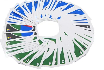 Gioco di carte colorate personalizzato Oracle Tarocchi per adulti OEM Giocare a carte da gioco con scatole di imballaggio regalo